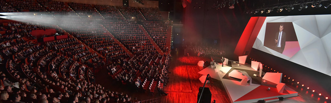 Amphitheatre_CentreDeCongresDeLyon_NicolasRodet